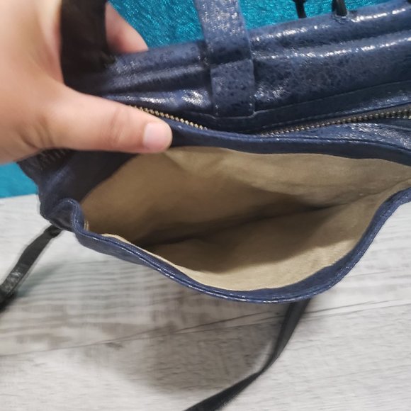 Matt & Nat Crossbody Purse - Picture 4 of 5